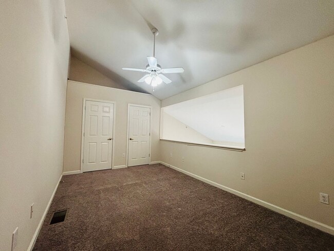 Building Photo - 209 S Knollwood Dr