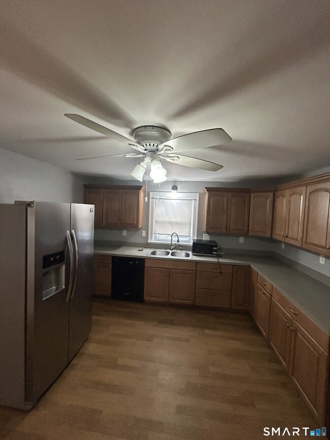 Building Photo - 62 W Elderkin Ave