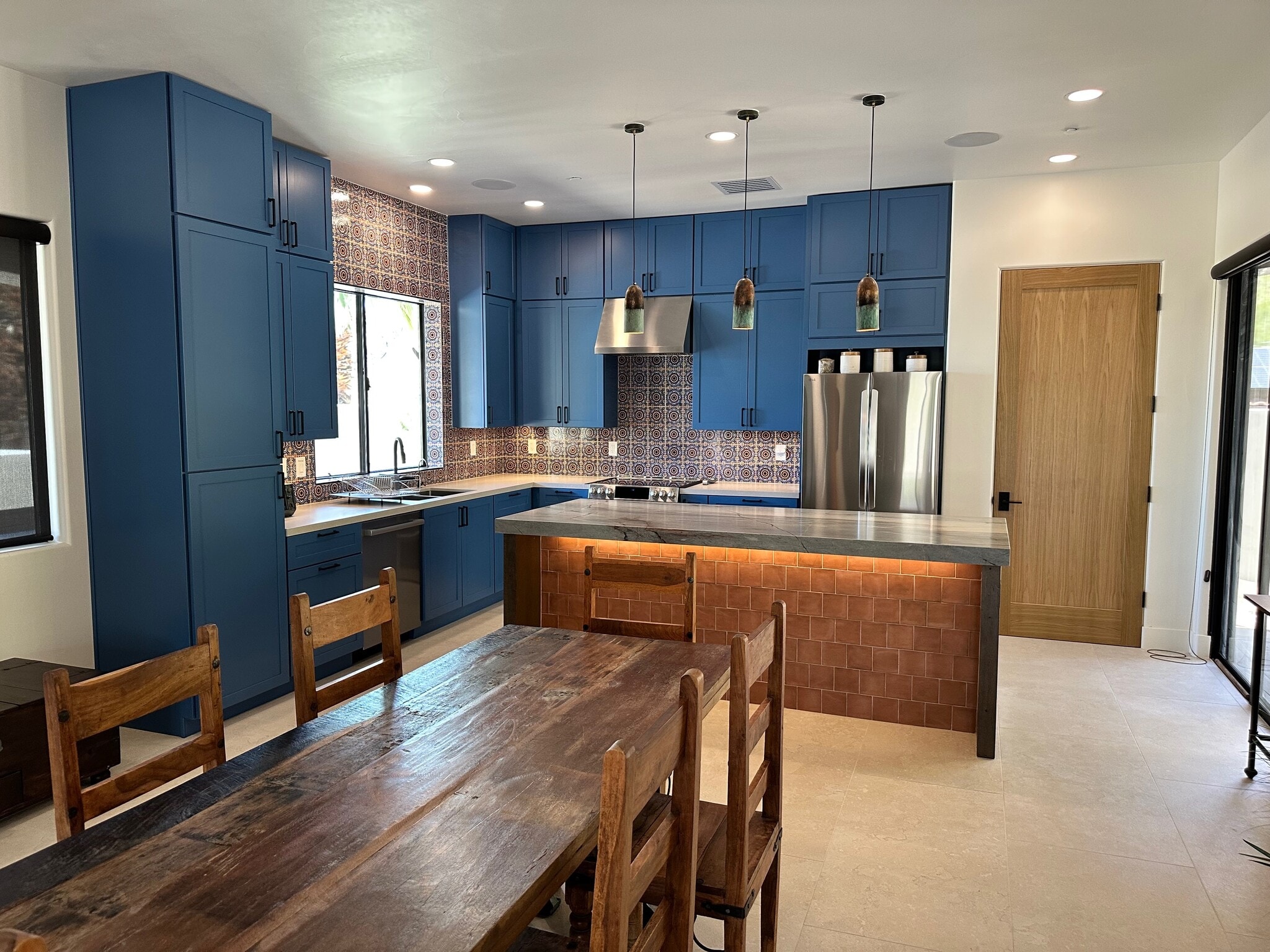 Building Photo - 2800 Cholla Pl