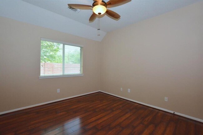 Building Photo - 1523 Stone Canyon Dr