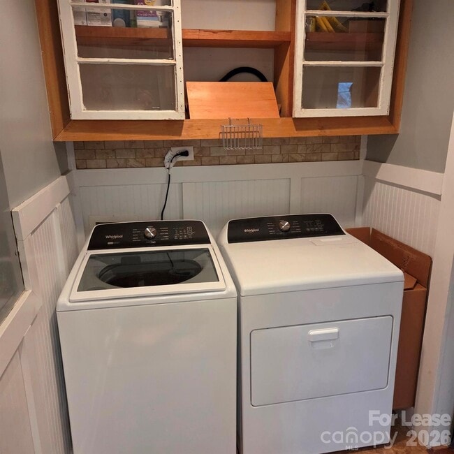 Building Photo - 383 Water St