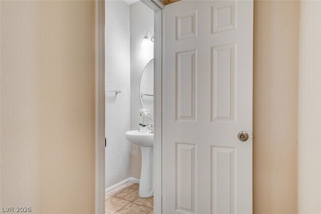 Building Photo - 3962 Coyote Ridge Ct