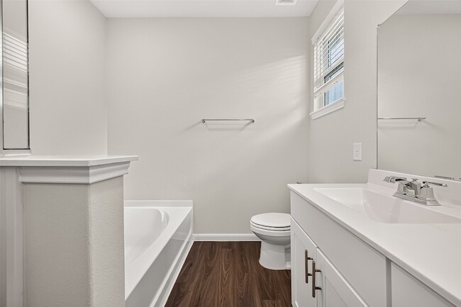 Building Photo - 16039 Kingfield Haven Dr