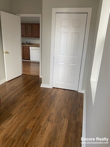 Building Photo - 224 Hanover St