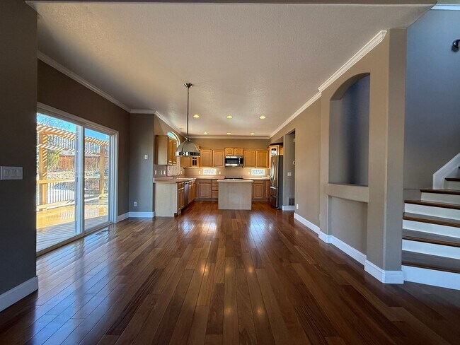 Building Photo - 6763 Granite Peak Dr