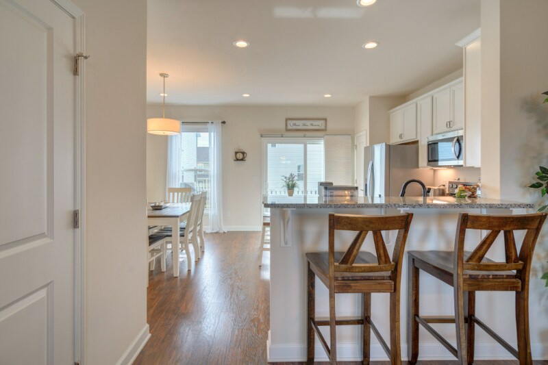 Building Photo - 370 Hamilton Ave NW