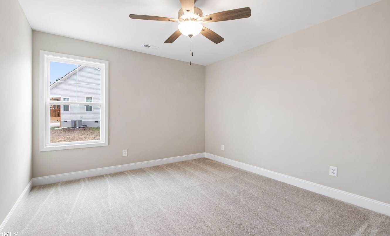 Building Photo - 77 Falls Riv ct