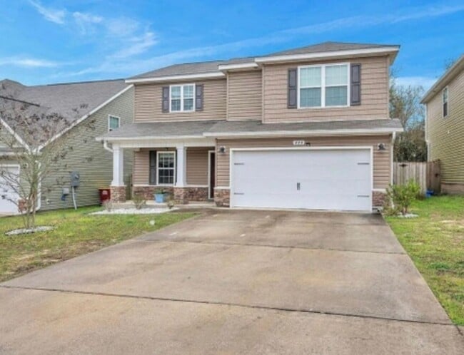 Building Photo - 448 Eisenhower Dr