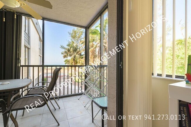 Building Photo - 5135 Gulf of Mexico Dr