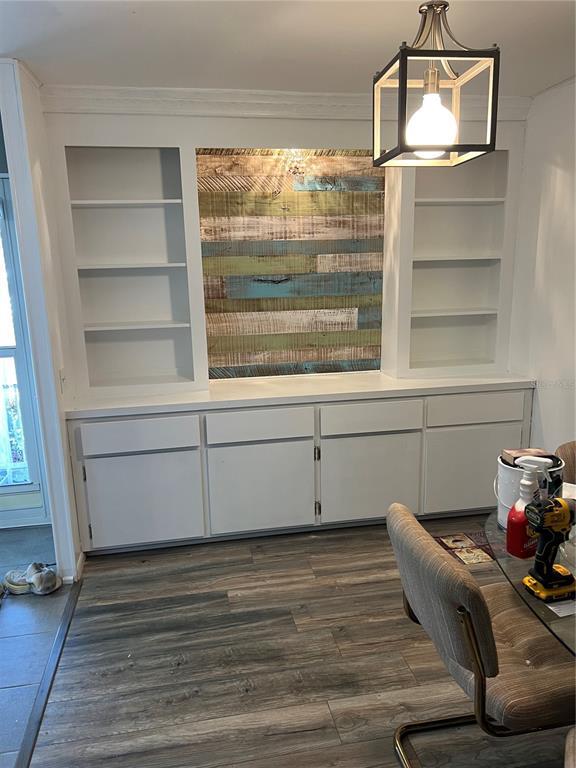 Building Photo - 667 Sugar Palm St