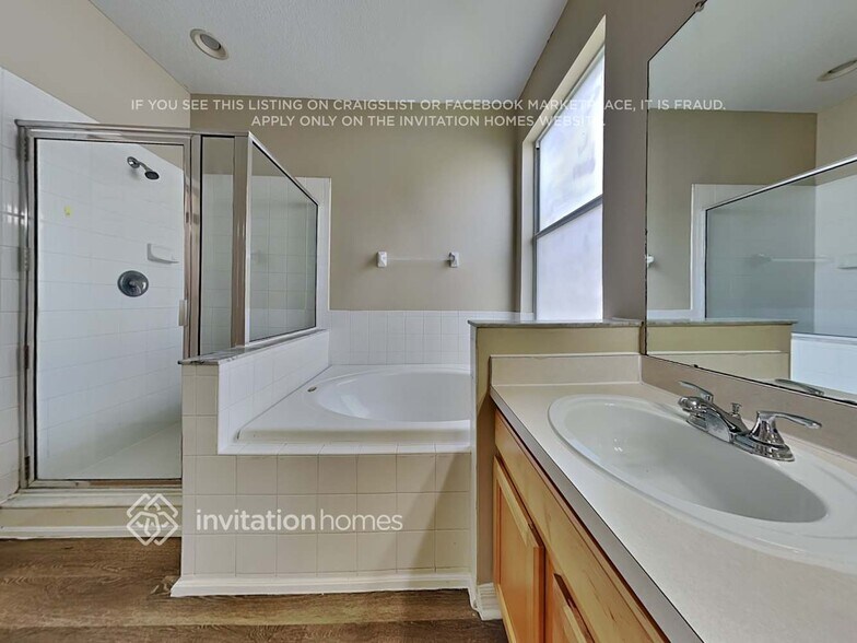 Building Photo - 17011 Falconridge Rd