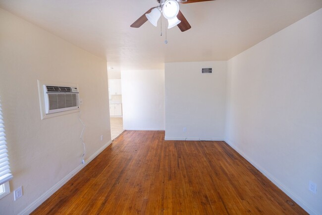Building Photo - 3BR/2BA - Single Family Home in El Cajon!