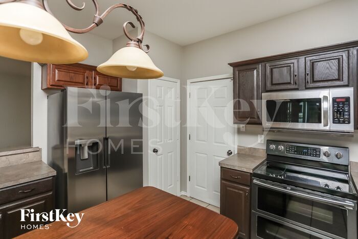 Building Photo - 6927 Misty Meadow Ln