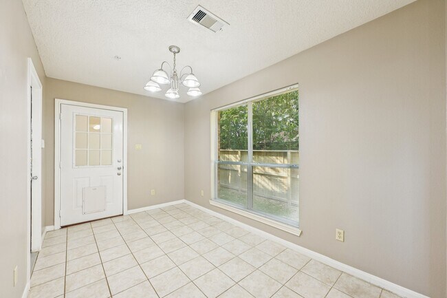 Building Photo - 100 Westpark Dr