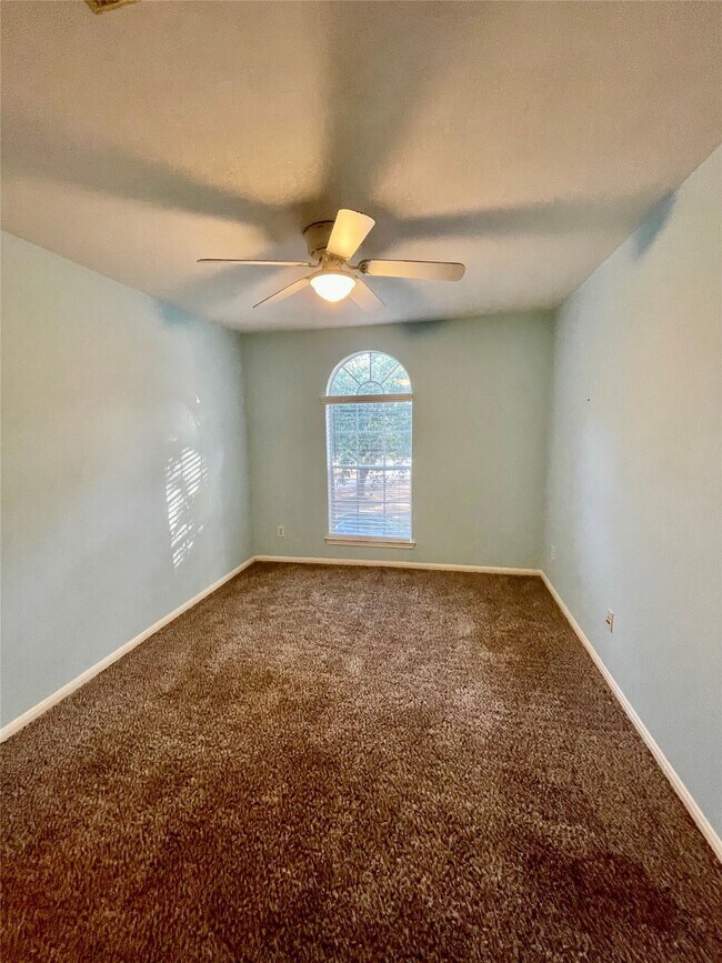 Building Photo - 16507 Shady Canyon Ct