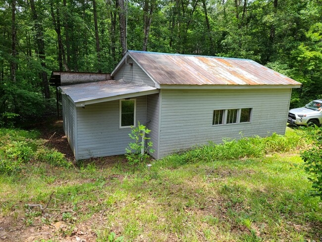 Building Photo - 299 Pearson Rd