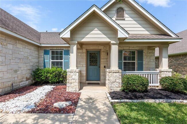 Building Photo - 3912 Links Ln