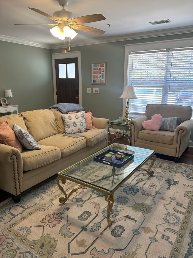 Building Photo - 01-102 Ball