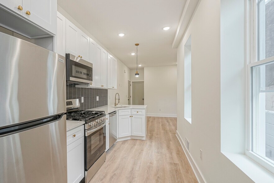 Building Photo - 1822 S 20th St