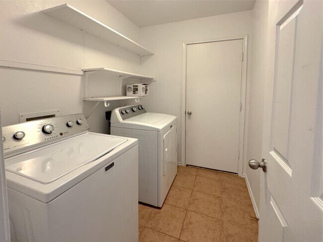 Building Photo - 105 Snowy Egret Ln