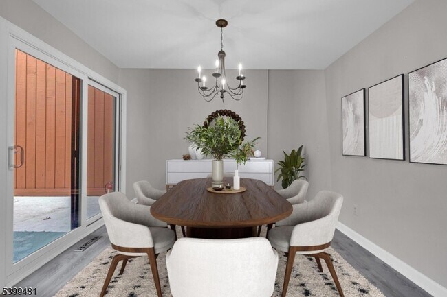 Building Photo - 107 Wimbledon Square