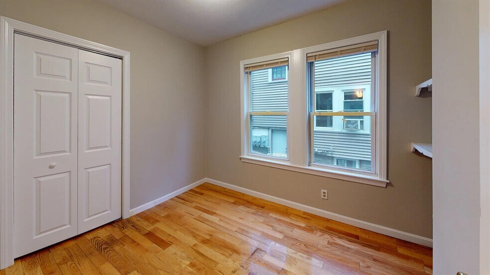 Building Photo - 5 Edgar Ter