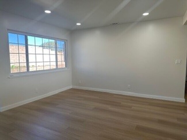 Building Photo - Newly remodeled three bedroom two bath.