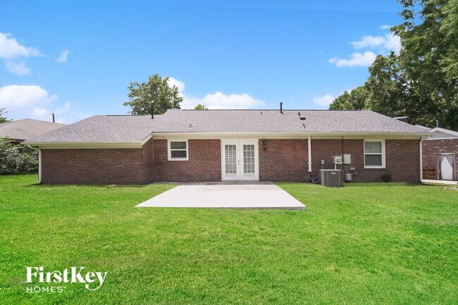 Building Photo - 8507 Beechbrooke Rd