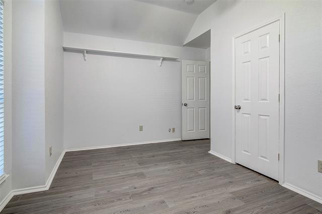 Building Photo - 815 Fairlawn St