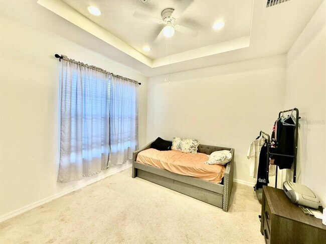 Building Photo - 7832 Red Hickory Pl