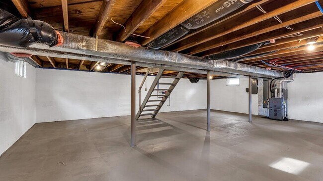 Building Photo - 557 Mantoloking Rd