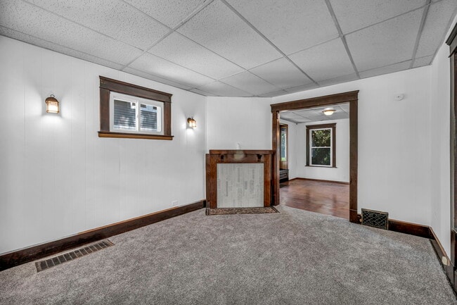 Building Photo - 429 Cleveland Rd