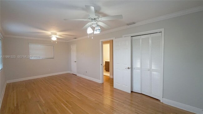 Building Photo - 9220 SW 103rd Ave