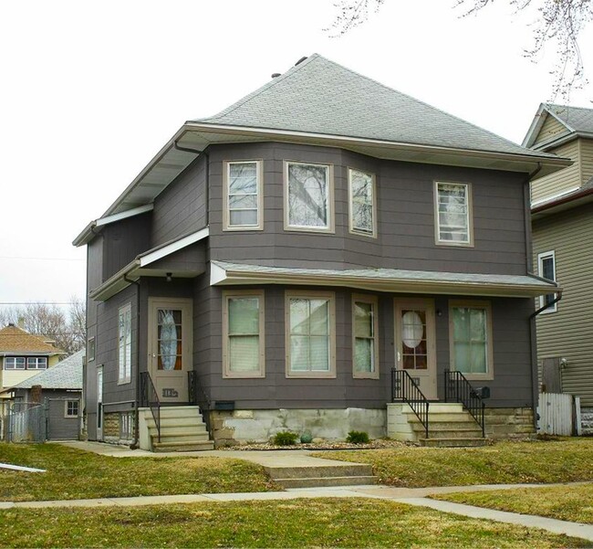 Primary Photo - 313 Denver St