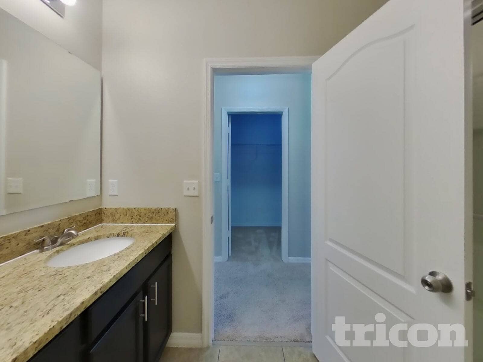 Building Photo - 1617 Tamarind Rd