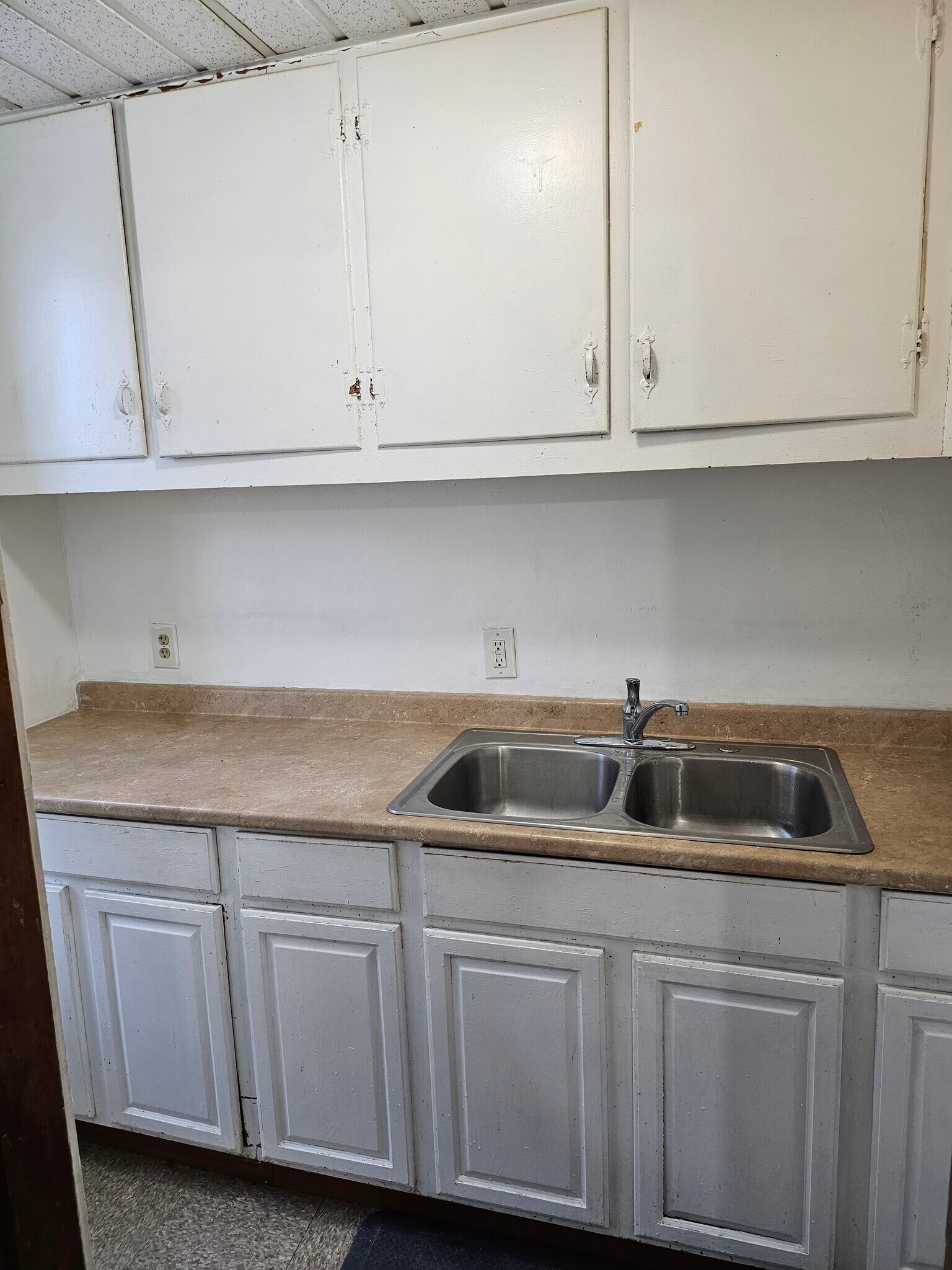 Building Photo - 37 Vernon St