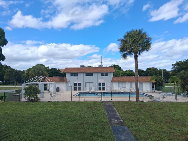 Building Photo - 6289 Lear Dr