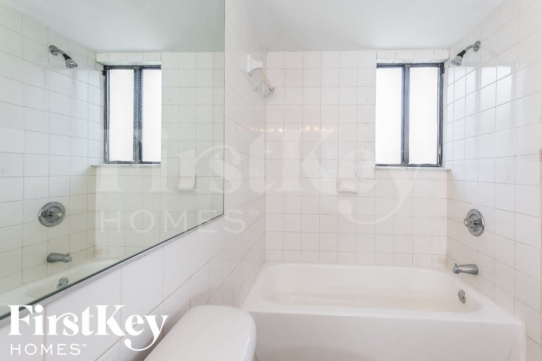 Building Photo - 4005 Mt Sterling Ave