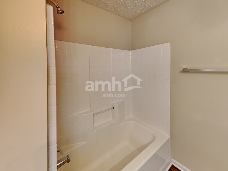 Building Photo - 5390 Spotted Fawn Ct