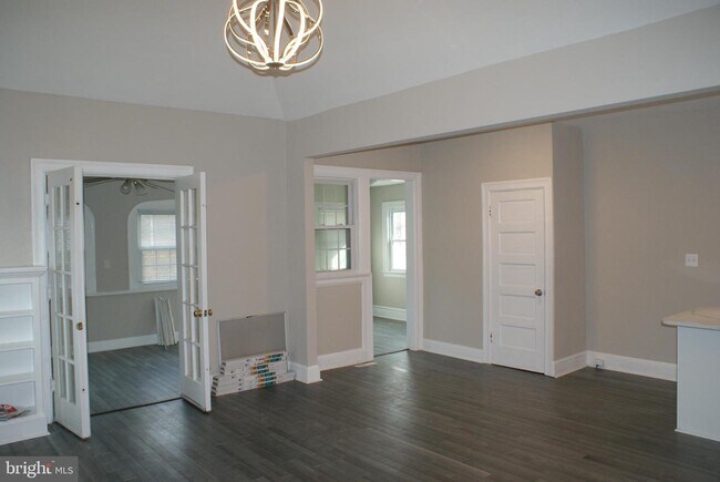 Building Photo - 9207 Colesville Rd
