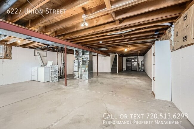 Building Photo - 6227 Union St