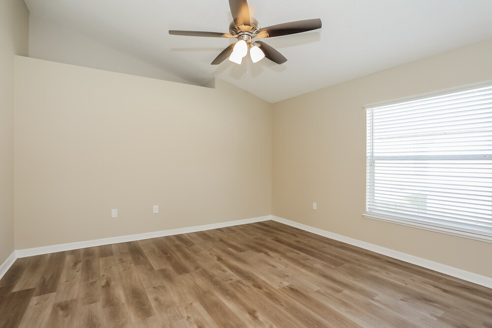 Building Photo - 9236 Caracara Drive