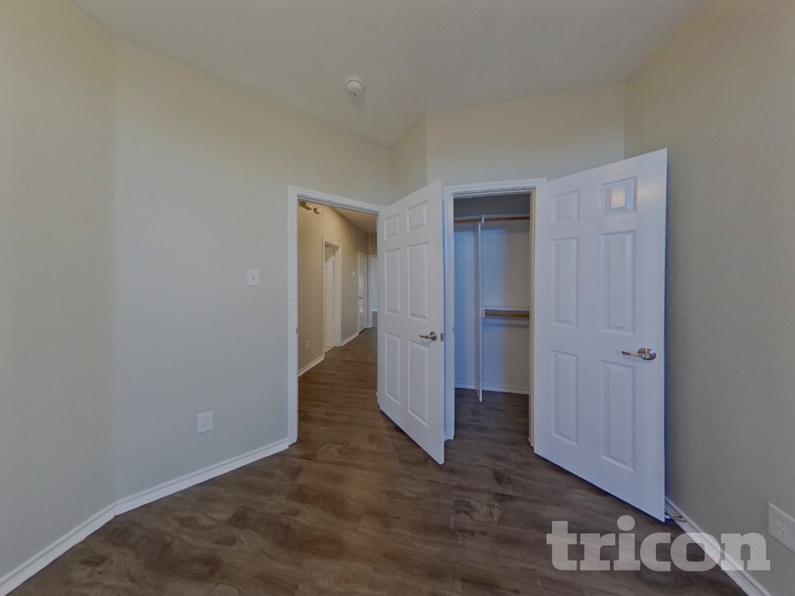 Building Photo - 6356 Ferncreek Ln