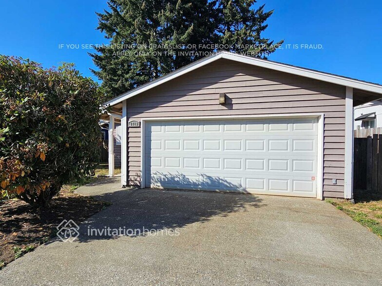 Primary Photo - 1719 S 88th St