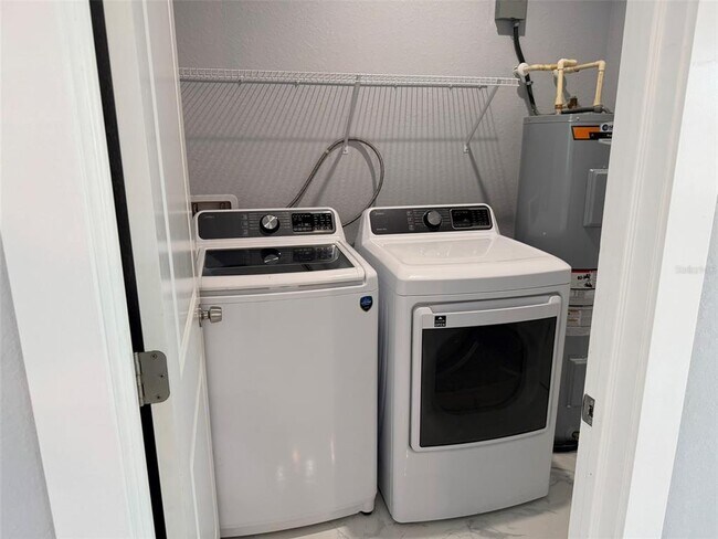 Building Photo - 1821 E Eskimo Ave