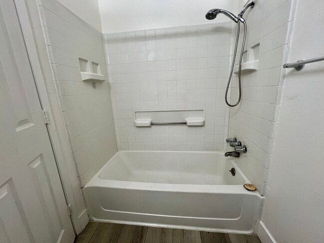 Building Photo - 33441-33443 4th St, Union City, CA 94587