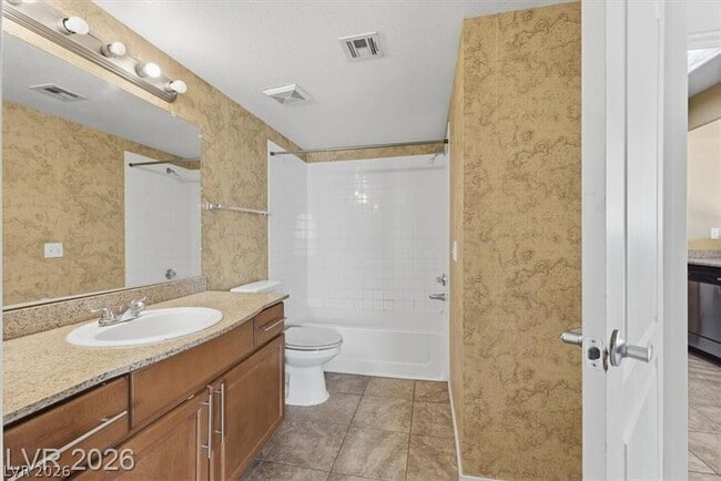 Building Photo - 2300 E Silverado Ranch Blvd