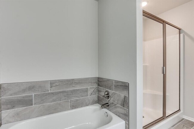 Building Photo - 13321 Beaumont Dr