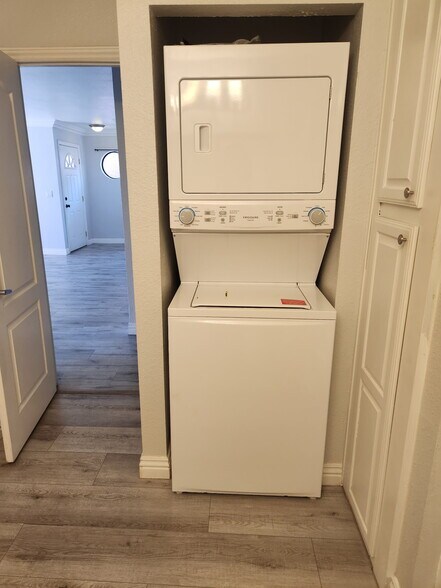 Building Photo - 4050 Pacific Harbors Dr