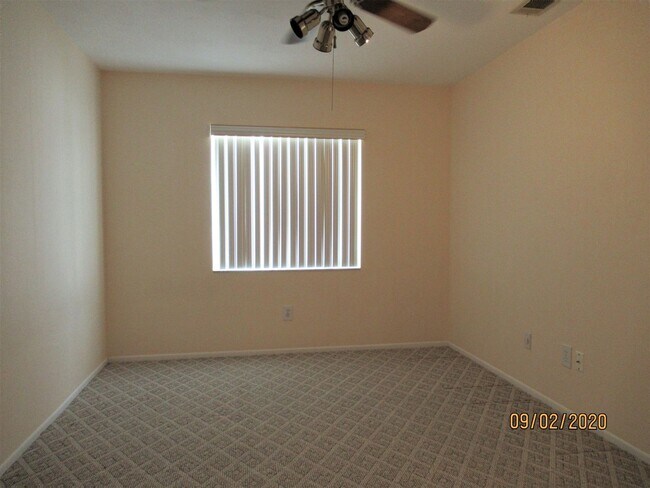 Building Photo - Cozy 3 Bedroom Port Orange Home with Fence...